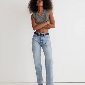 Madewell high-rise 90s Straight Jeans in Mercer wash. Size 28